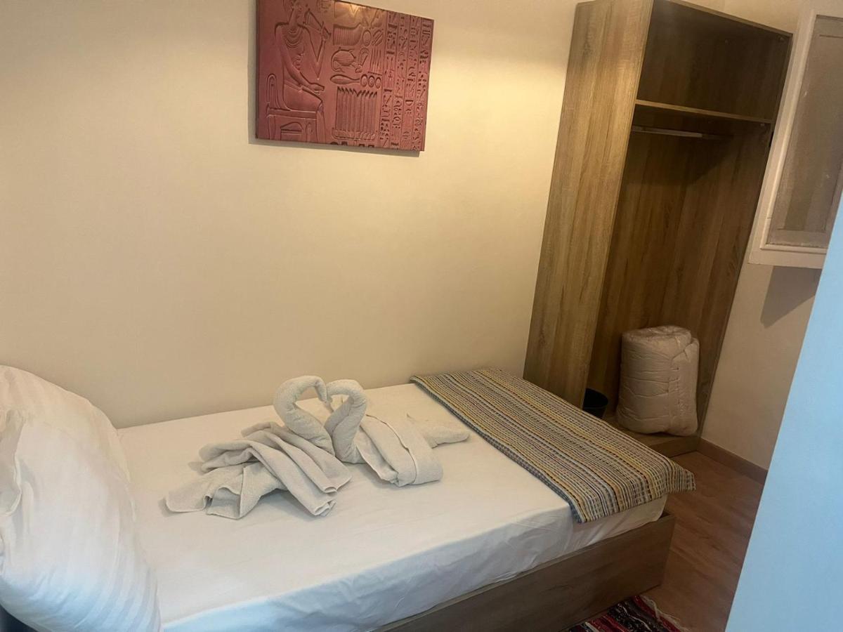 Bed and breakfast Pyramids View & Gem View Boutique